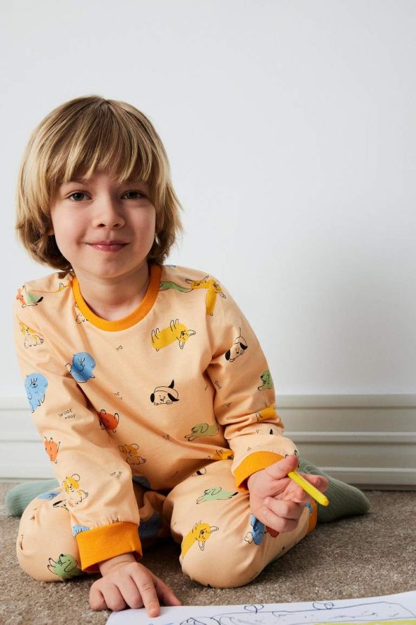 Boys' Long Sleeve Printed Pajama Set with Elastic Waist Pants
