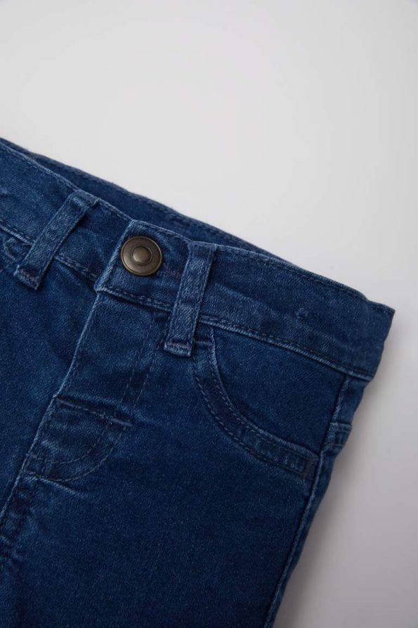 Boys' Elastic Waist Basic Straight Leg Jeans