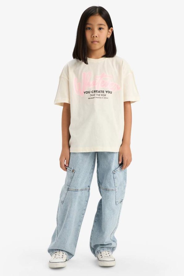 Girls' Oversized Wide Fit Crew Neck Short Sleeve T-Shirt with Back Print