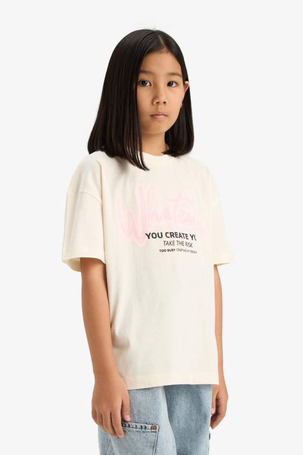 Girls' Oversized Wide Fit Crew Neck Short Sleeve T-Shirt with Back Print