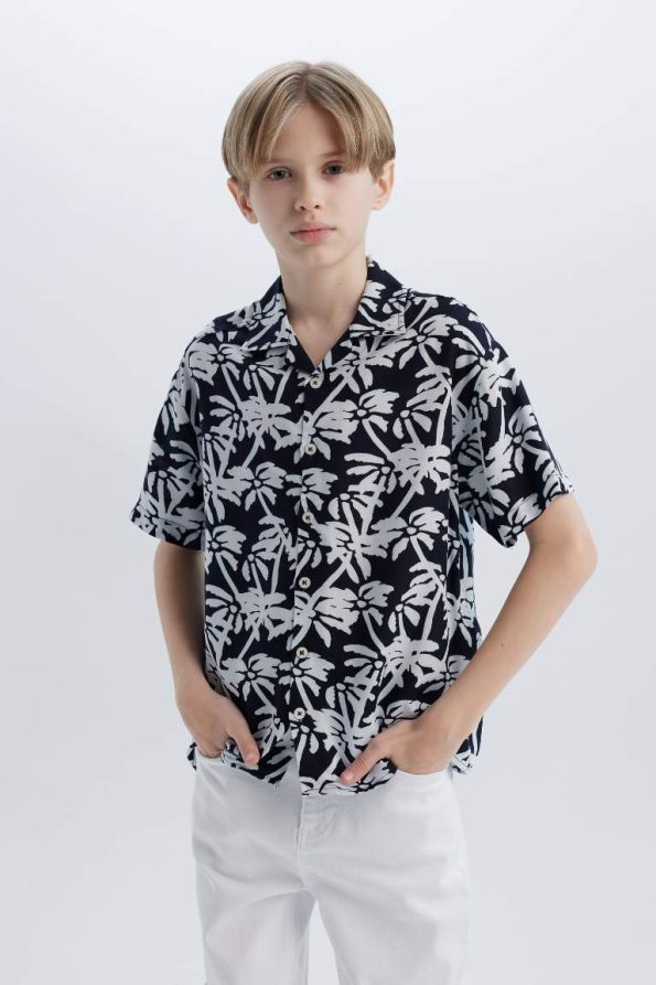 Boys' Oversized Patterned Polo Shirt with Short Sleeves