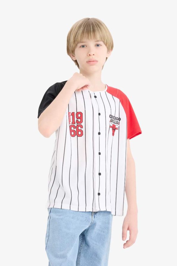 Boys' NBA Chicago Bulls V-Neck Short Sleeve T-Shirt