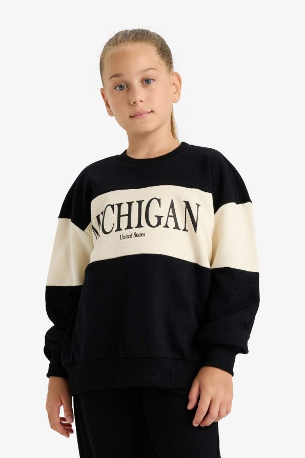 Girls' Two-Piece Printed Sweatshirt and Jogger Set