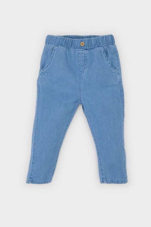 Boys' 2-Piece Set with Printed Short-Sleeve Shirt and Elastic Waist Jean Pants