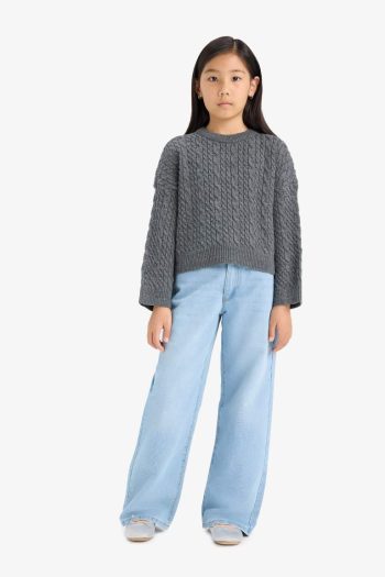 Girls' Standard Fit Crew Neck Knit Sweater