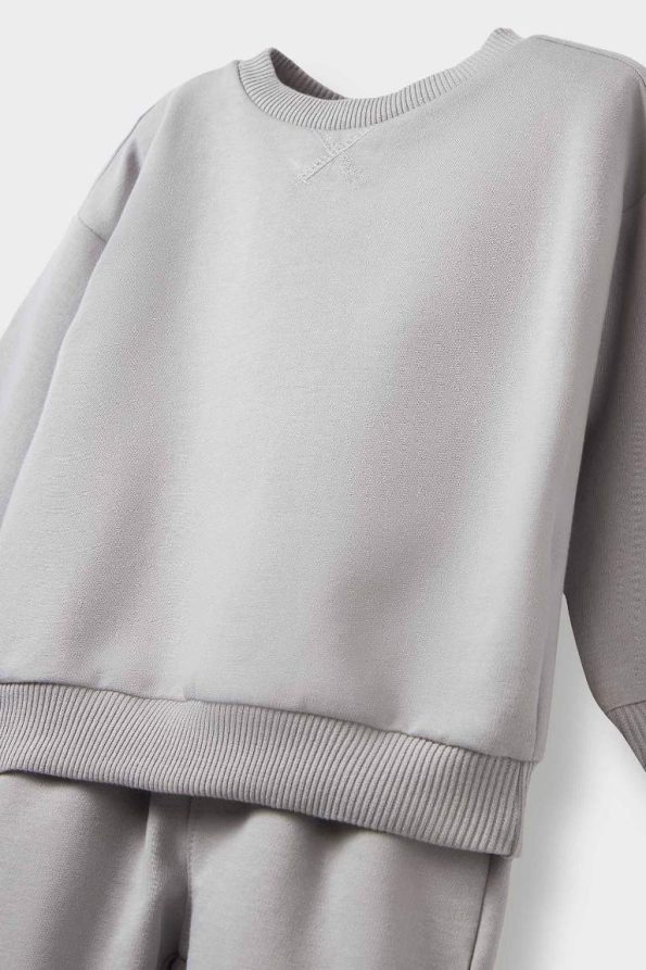 Boys' Two-Piece Basic Sweatshirt and Sweatpants Set