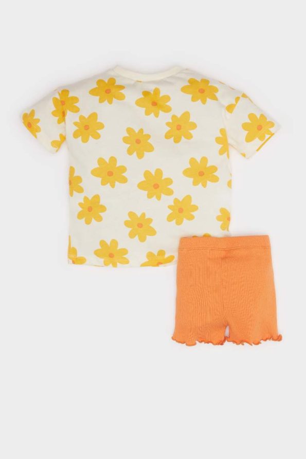 Girls' Baby 2-Piece Set with Printed Short-Sleeve T-Shirt and Elastic Waist Shorts