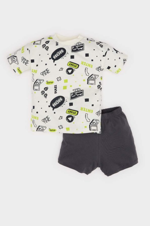 Boys' 2-Piece Set with Patterned Short Sleeve T-Shirt and Shorts