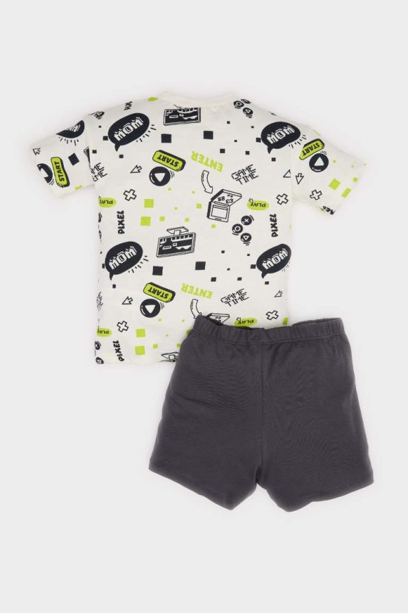 Boys' 2-Piece Set with Patterned Short Sleeve T-Shirt and Shorts