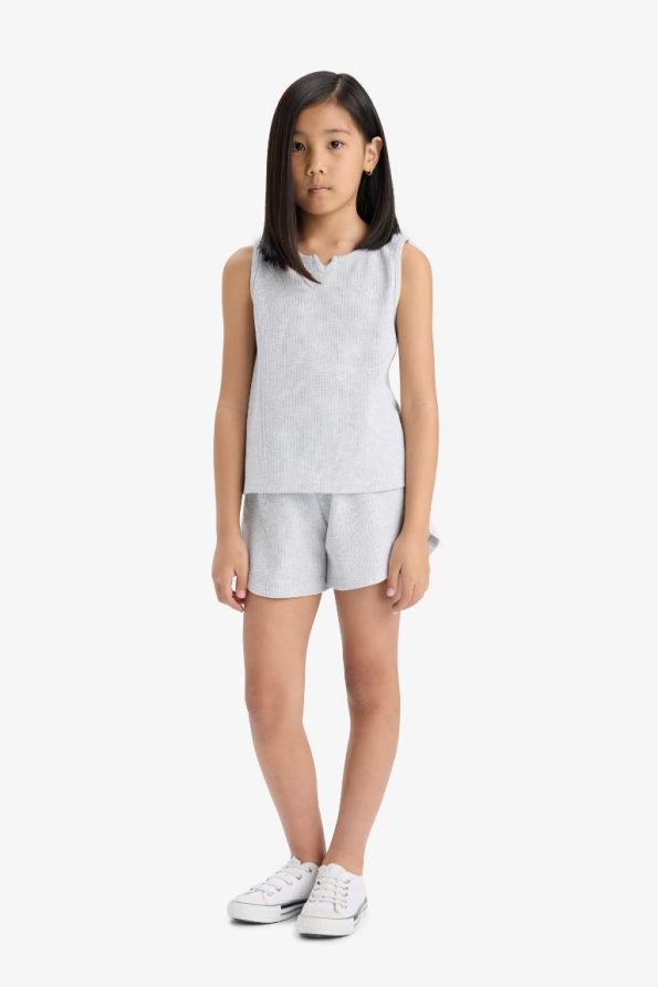 Girls' Two-Piece Waffle Set with Sleeveless Top and Elastic Waist Shorts
