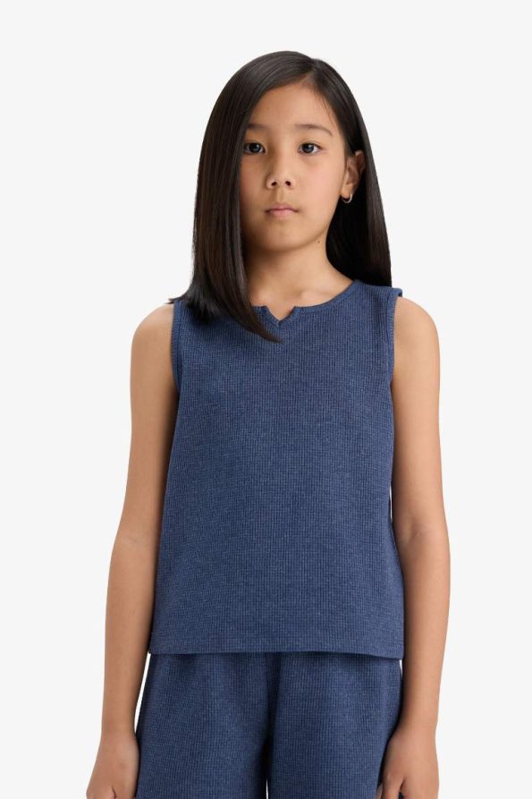 Girls' 2-Piece Waffle Set with Sleeveless Top and Elastic Waist Shorts