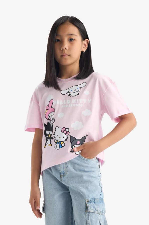 Girls' Hello Kitty Relaxed Fit Short Sleeve T-Shirt