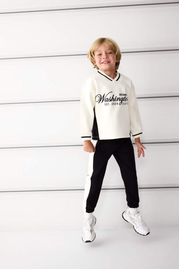 Boys' 2-Piece Set Printed Sweatshirt and Jogger Pants