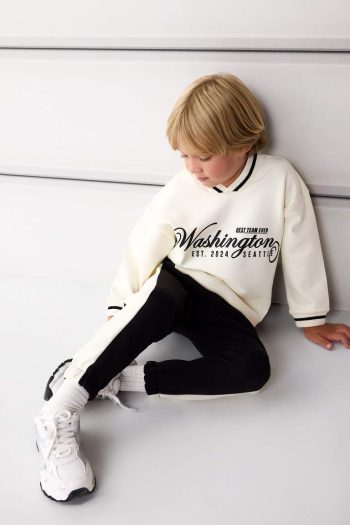 Boys' 2-Piece Set Printed Sweatshirt and Jogger Pants