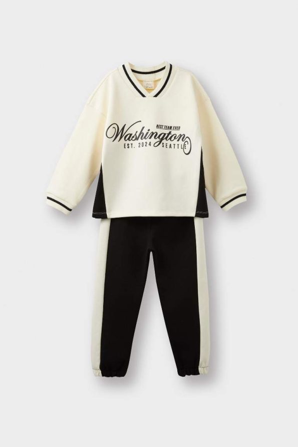 Boys' 2-Piece Set Printed Sweatshirt and Jogger Pants