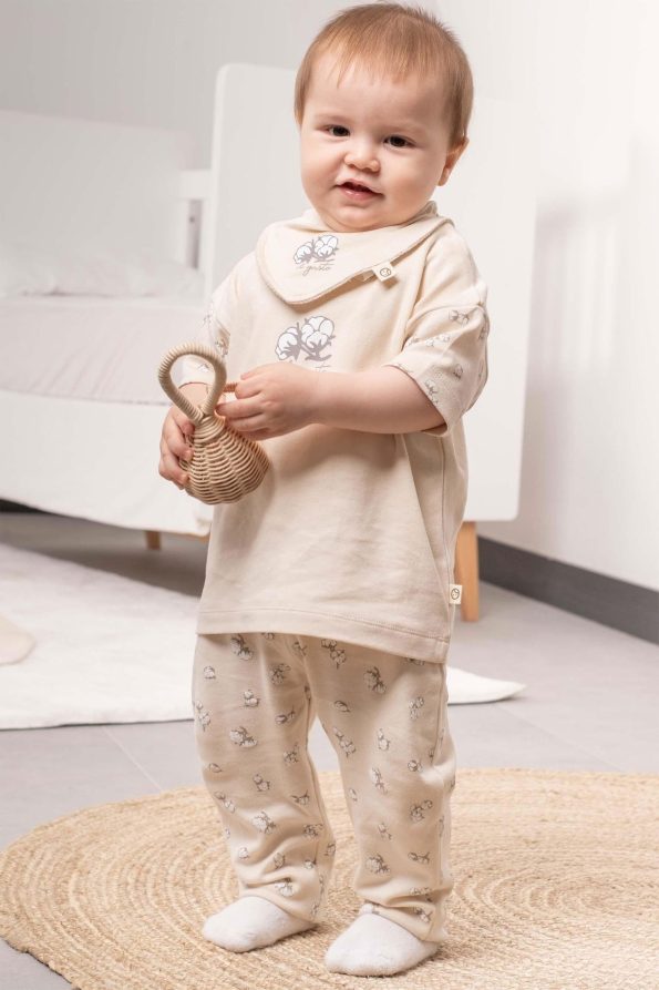 Organic Cotton Baby Outfit with Large Cotton Print