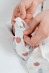Organik_Pamuk_Kendinden_Eldivenli_Patikli_2_li_Born_to_be_Gusto_Tulum_Seti_-_Little_Gusto_-_-2169129.jpg