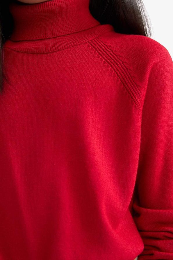 Girls' Turtleneck Knit Sweater