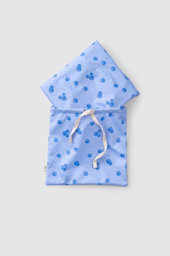 Waterproof Blueberry Patterned Activity and BLW Bib with Pouch