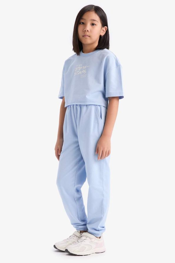 Girls' 2-Piece Set with Printed Short Sleeve T-Shirt and Elastic Waist Jogger Pants