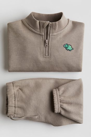 2-Piece Lightweight Sweatshirt Set