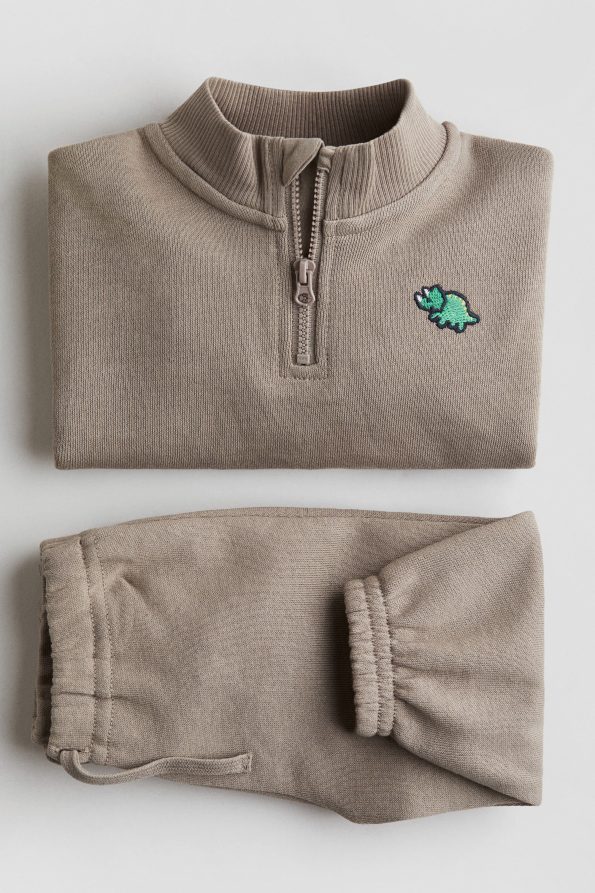 2-Piece Lightweight Sweatshirt Set