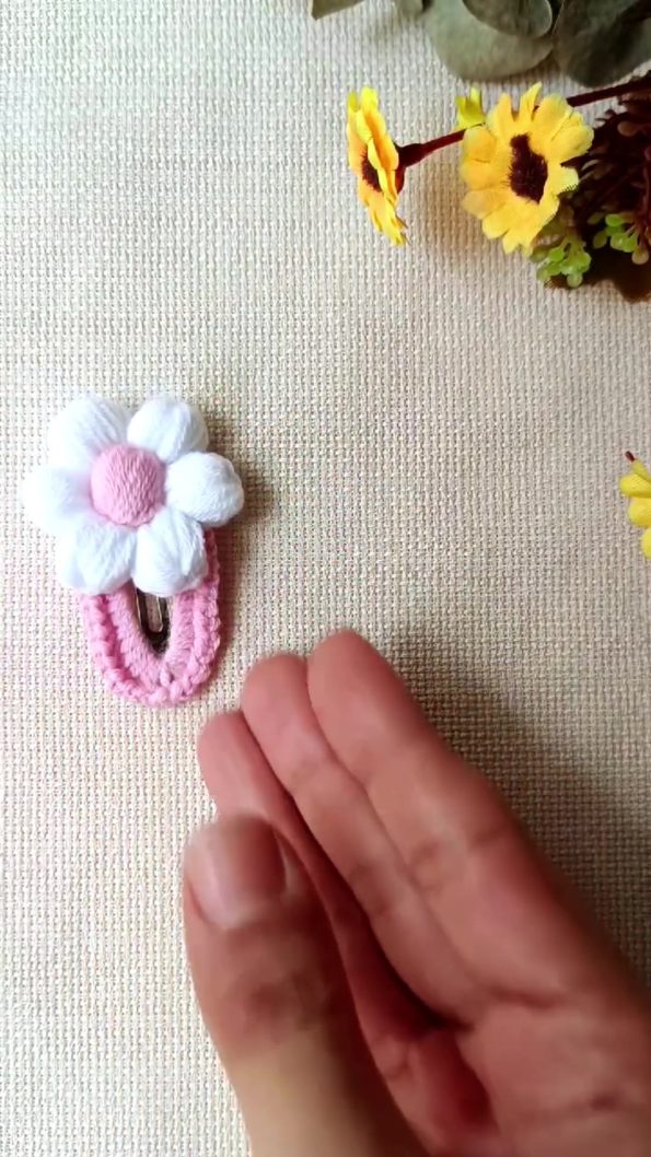 D&D CONCEPT Handcrafted Organic Daisy Hair Clips Set for Girls
