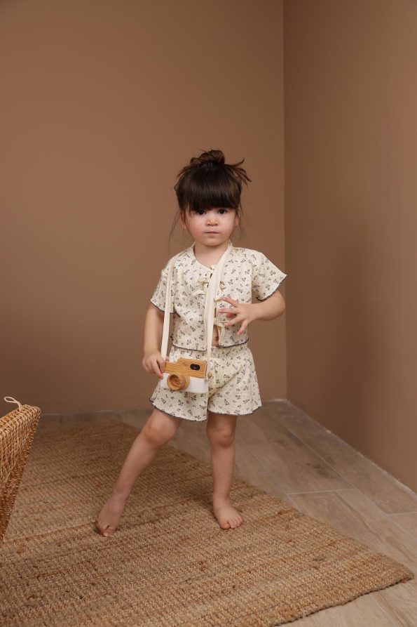 Laced Floral Pattern Girls' Shorts Set