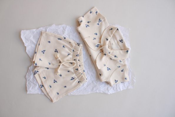 Blueberry Print Knit Neck Tie Set