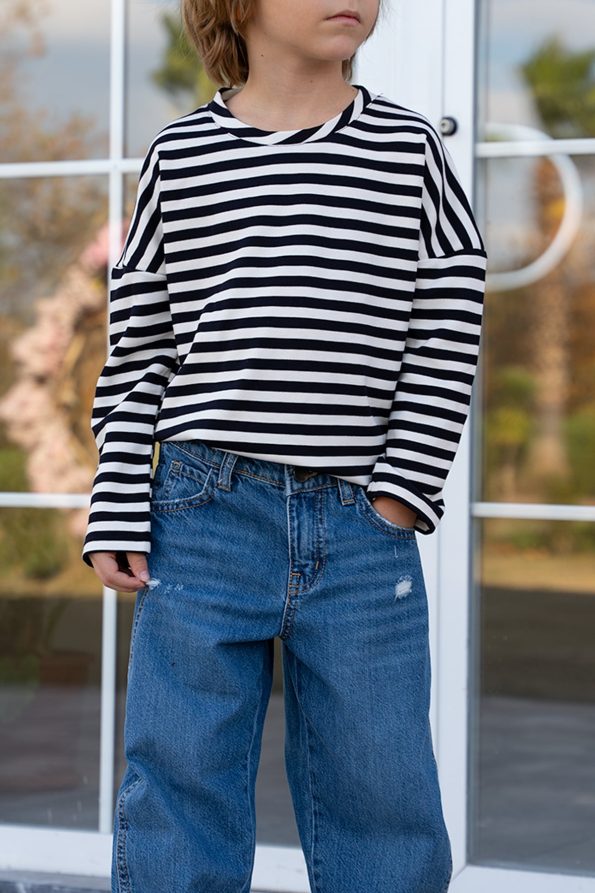 Navy Blue Denim Pants - Dark Blue Striped Sweatshirt
