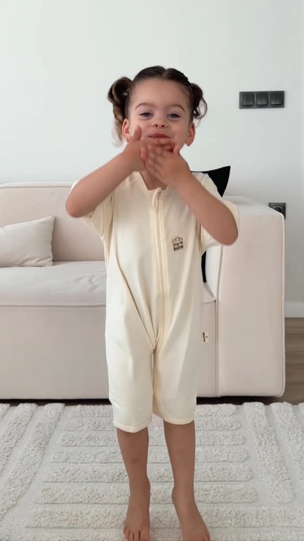 Sarebaby Summer Sleeping Bag Knee-Length 100% Natural Cotton Oeko-Tex Certified 0.2 TOG Baby Sleeping Bag