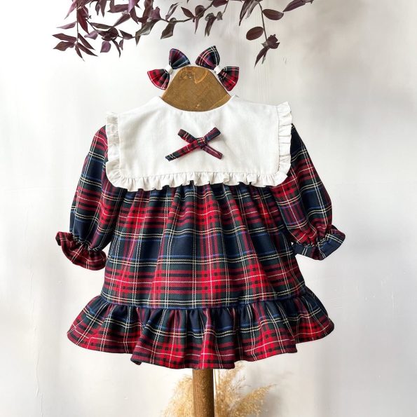 Scotch Square Neck Dress with 2 Hairpins