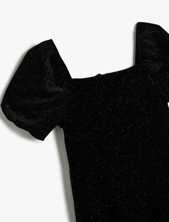 Girls' Velvet Dress with Balloon Sleeves and Square Neckline