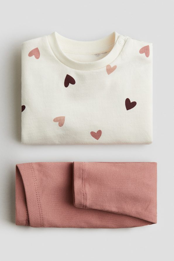2-Piece Sweatshirt and Leggings Set