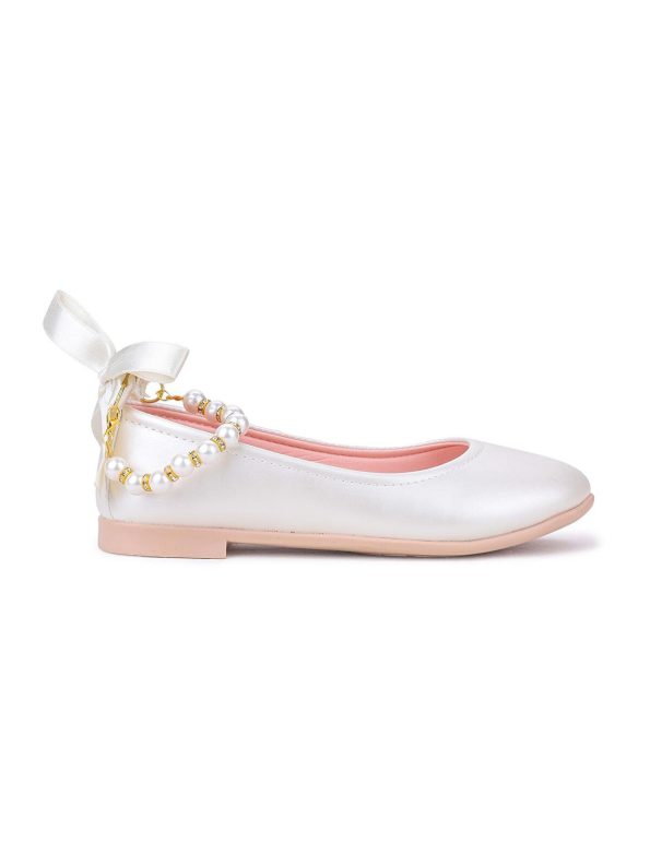 KIKO Beige Blanch Pearl-Embellished Elastic Girls' Ballet Flats