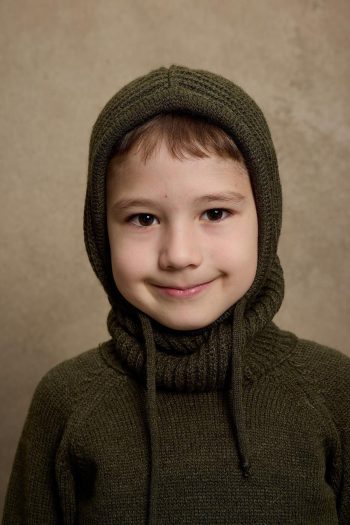 Kids' Drawstring Snow Beanie in Haki