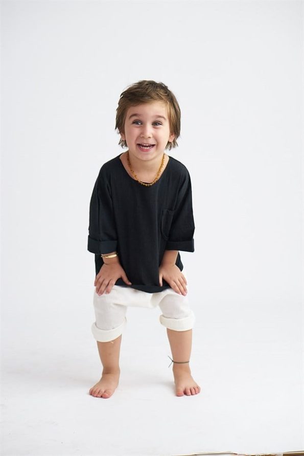 Cream Şile Fabric Shorts + Black Şile Fabric Shirt