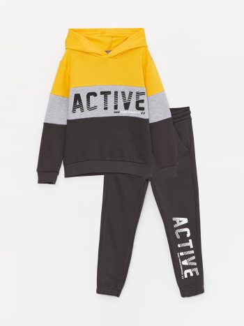 Boys' Printed Crew Neck Sweatshirt and Jogger Set