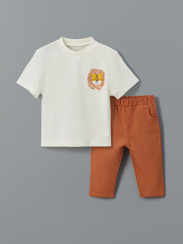 LCW Baby Cream Short Sleeve Lion Print T-Shirt and Pants Set