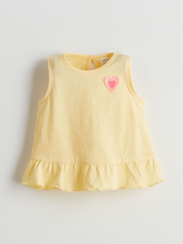 LCW Baby Heart Print Girl's Blouse and Shorts Set