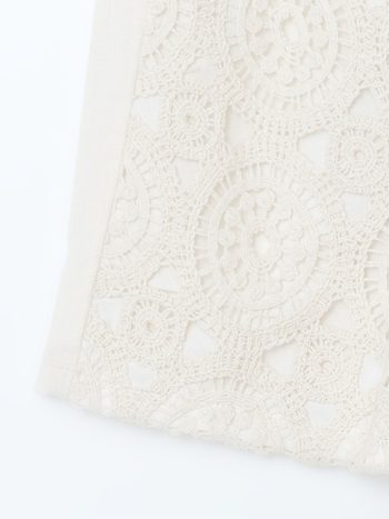 LCW ECO Cream Elastic Waist Lace Detail Girls' Shorts