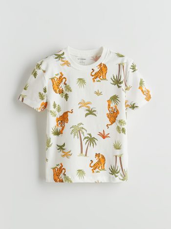 LCW Kids Ivory Printed Boys' T-Shirt and Shorts Set