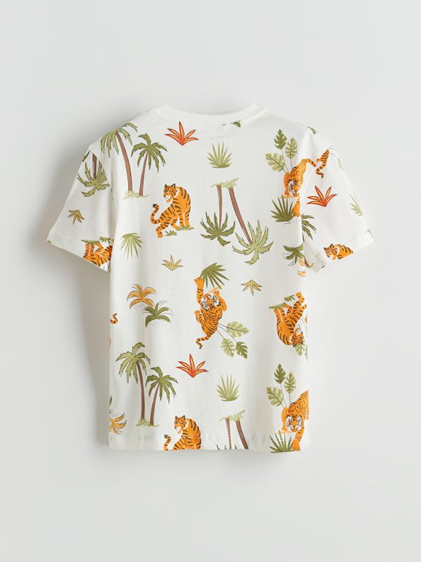 LCW Kids Ivory Printed Boys' T-Shirt and Shorts Set