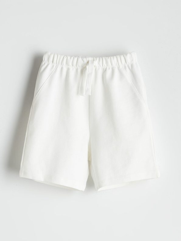 LCW Kids Ivory Elastic Waist Boys' Shorts Set