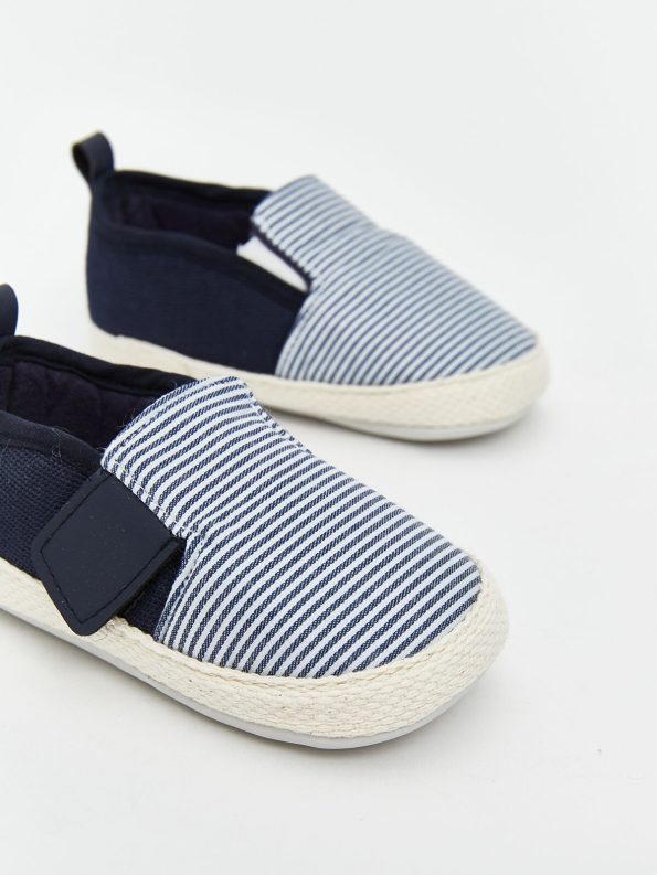 LCW STEPS Navy Velcro Pre-Walking Shoes for Boys