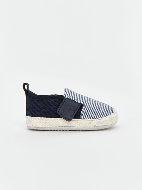 LCW STEPS Navy Velcro Pre-Walking Shoes for Boys