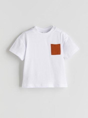 LCW Baby Cream Crew Neck Boys' T-Shirt and Shorts Set