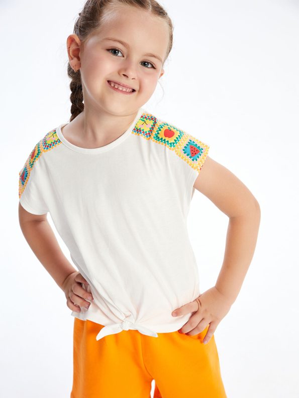 LCW Baby Cream Fruit Print Girls' Blouse and Shorts Set