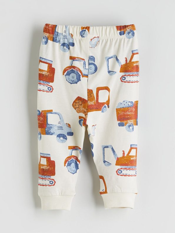 Winnie the Pooh Printed Baby Boy T-Shirt and Sweatpants Set