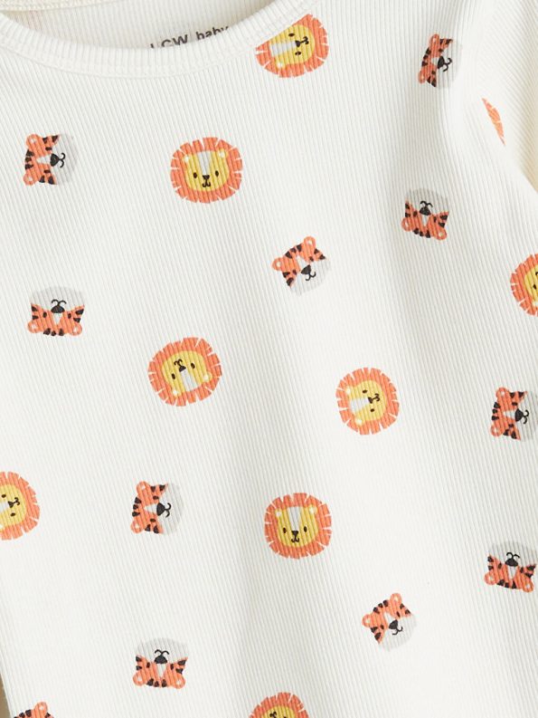 Winnie the Pooh Printed Boys' Baby T-Shirt and Sweatpants Set